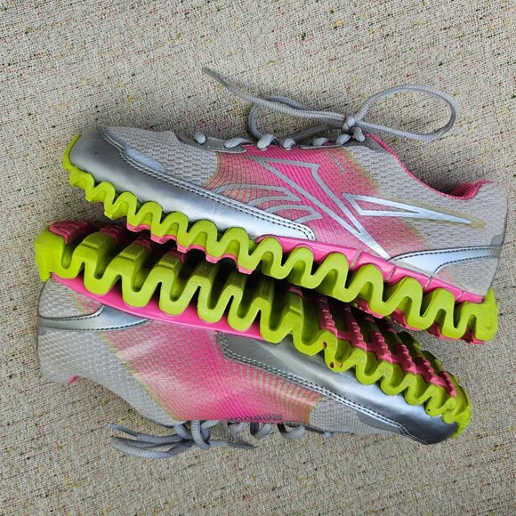 Reebok Women Shoes ZigNano Burn TD Running Trainers Shoe 8 US - Picture 8 of 14